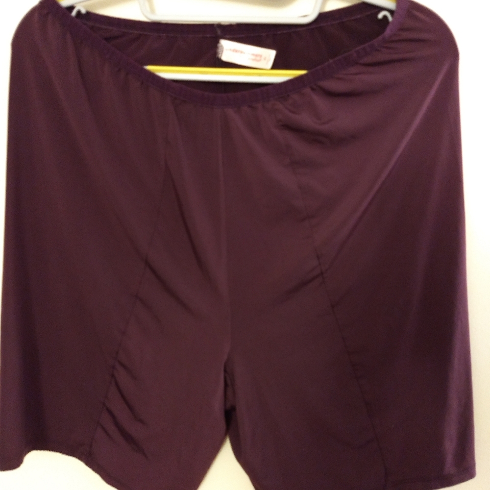Undersummers slip shorts